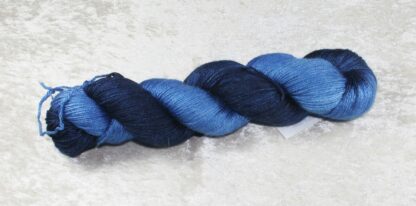 Sockenwolle „Silky Socks“ in Kobalt/ Dunkelblau
